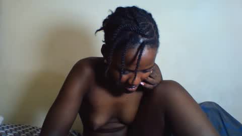 EVAH online show from October 2, 7:23 pm