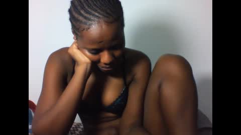 EVAH online show from December 20, 9:11 pm