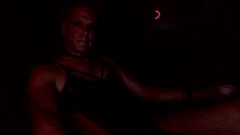 deliciousissy online show from November 6, 7:00 am