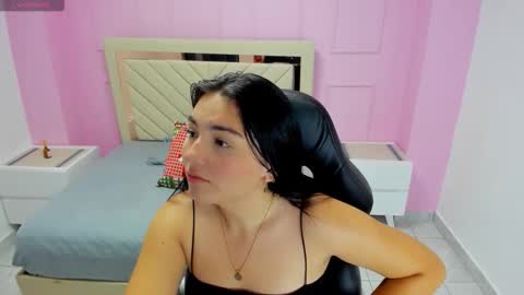 delilaquinn online show from December 16, 7:31 pm