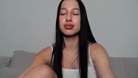 delly_love online show from September 12, 8:22 pm