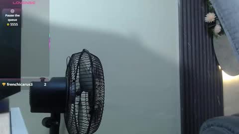 Laura online show from November 12, 12:40 pm