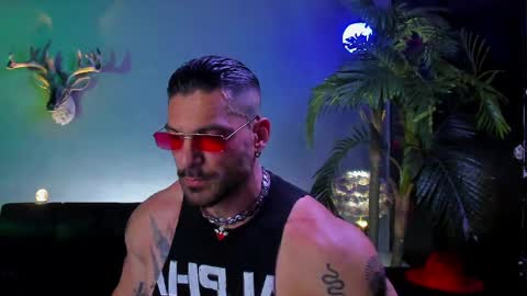 dennis_cox_ online show from April 3, 1:34 am