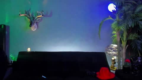 dennis_cox_ online show from April 19, 6:14 am