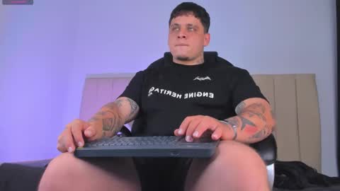 dennis munera online show from April 21, 8:49 pm