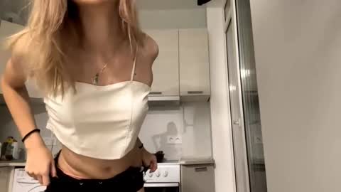 Denni online show from September 23, 5:07 pm