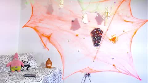 densellwalker online show from October 29, 5:53 am