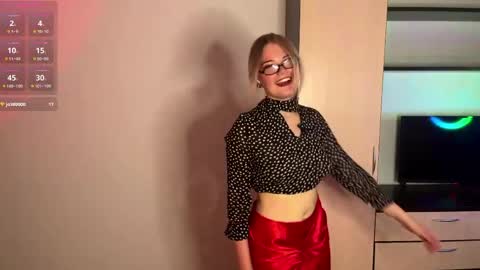 Luna online show from June 4, 4:46 pm