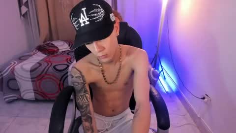 Dereck Boy online show from May 7, 3:24 am