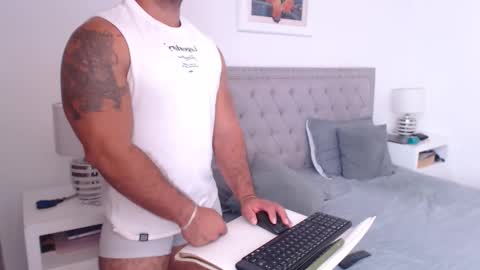 Derek online show from March 21, 5:17 pm