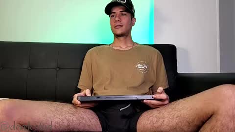 Derek independent model  online show from December 20, 3:24 am