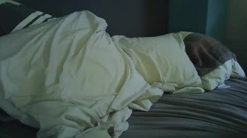 derokkes online show from March 26, 12:54 pm