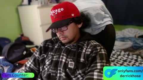Derrick Hose online show from May 2, 3:01 am