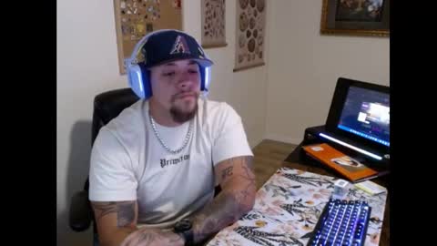 desertadventurer25 online show from September 25, 4:30 am