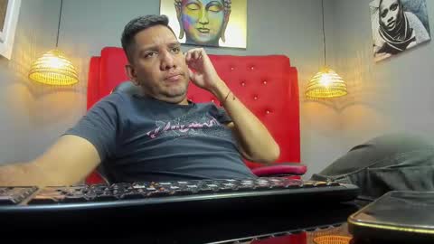 Designturbate online show from March 8, 8:00 am