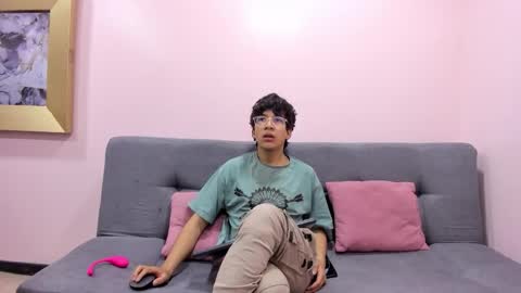 desire_ecstasy online show from February 6, 3:21 am