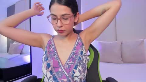 desire online show from February 17, 12:37 pm