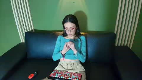 Desiring Angel online show from October 3, 4:10 am