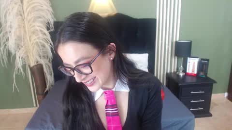 Desiring Angel online show from February 6, 8:50 am