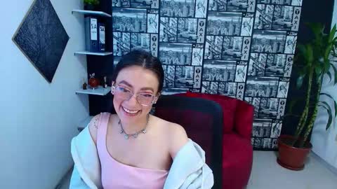 Desiring Angel online show from February 11, 5:00 am