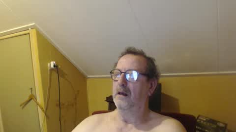 destelp online show from February 25, 12:53 pm