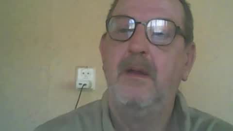 destelp online show from May 25, 2:01 pm