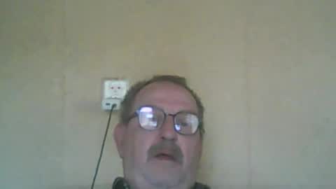destelp online show from June 4, 10:54 am