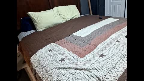 desturbingdetale699 online show from September 14, 5:10 am