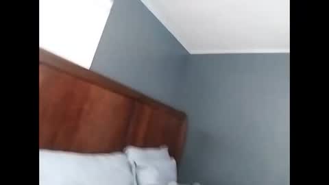 desturbingdetale699 online show from February 28, 3:37 am