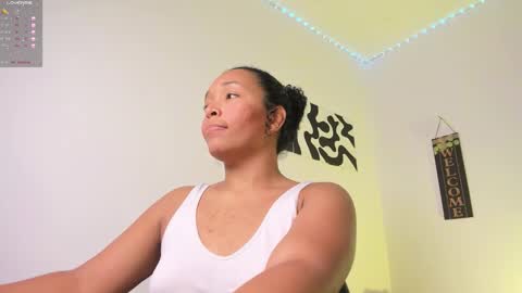 Snapshot of desty_y chatting on October 16, 3:17 am desty_y online show from October 16, 3:17 am