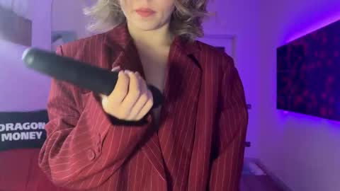 Id be happy to have a steamy stream girl online show from February 14, 2:54 pm