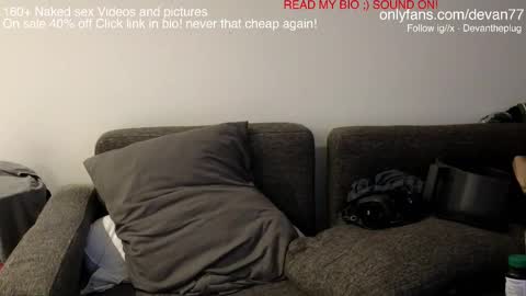 Devan online show from March 10, 2:05 pm