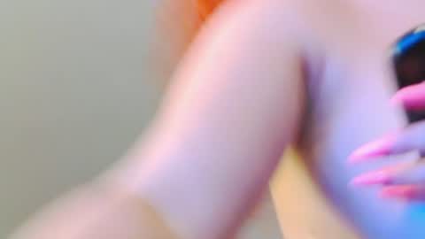 AlexaMills online show from June 23, 3:25 am