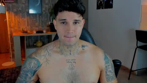 JULIAN online show from May 30, 2:54 am