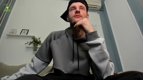 deymond_russo online show from February 27, 5:27 pm