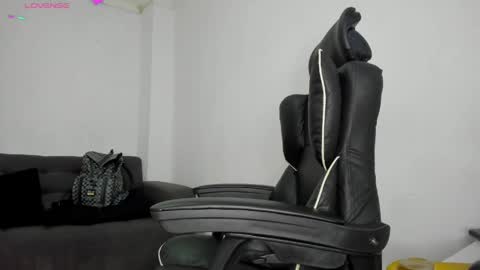 Madisson online show from April 20, 8:34 pm