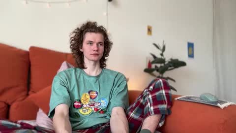 Di Alex online show from March 12, 8:29 am