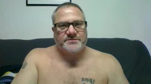 diamond_couple_82 online show from December 26, 4:43 am