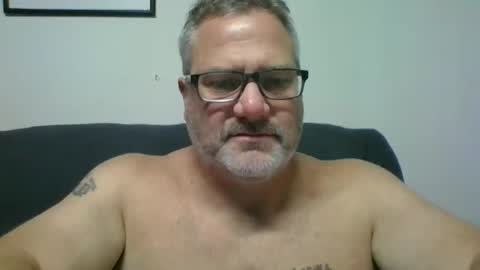 diamond_couple_82 online show from October 19, 6:40 am