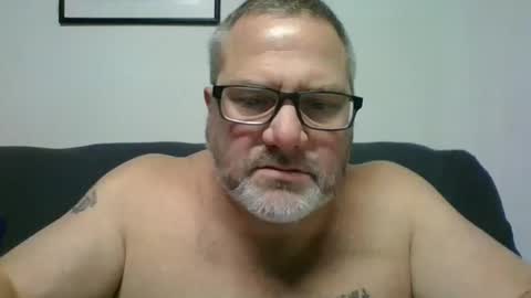 diamond_couple_82 online show from January 2, 5:46 am