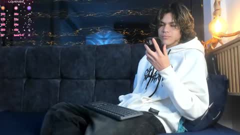 diamond_twink online show from November 4, 3:52 am