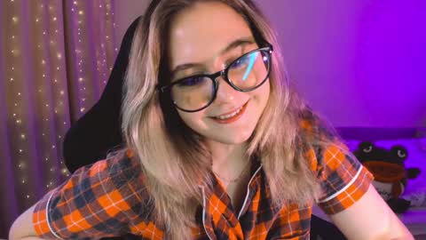 Diana online show from February 2, 9:40 am