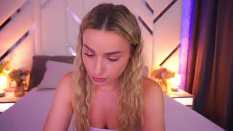 diana_nova online show from July 18, 11:45 am