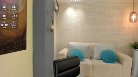 Diane Spencer online show from March 7, 9:07 am