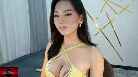 Kianna online show from October 26, 5:19 am