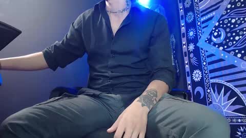 DICAPRIO online show from February 25, 4:14 pm