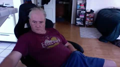 Snapshot of dickflasher5 chatting on October 28, 6:42 pm Richard Fleischer online show from October 28, 6:42 pm