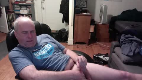 Snapshot of dickflasher5 chatting on February 27, 7:08 am Richard Fleischer online show from February 27, 7:08 am