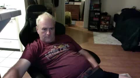 Snapshot of dickflasher5 chatting on October 26, 5:08 am Richard Fleischer online show from October 26, 5:08 am