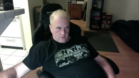 Snapshot of dickflasher5 chatting on October 14, 4:48 am Richard Fleischer online show from October 14, 4:48 am